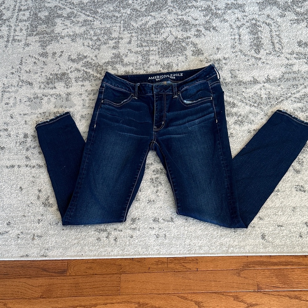 American Eagle Outfitters Women's Dark Blue Skinny Jeans